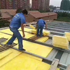 玻璃棉板施工现场